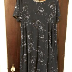 Lularoe Carly dress
